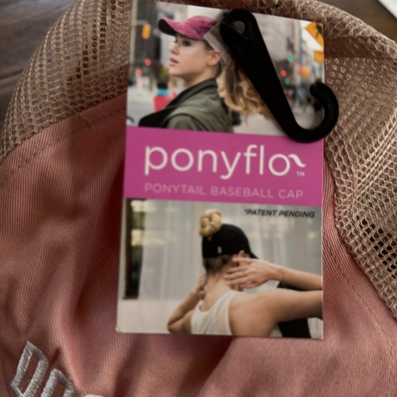 Ponyflo ponytail baseball cap “DOG MOM” pink - Picture 4 of 10